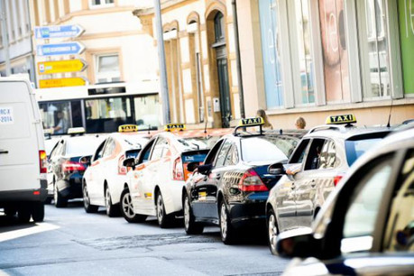Le tarif sera libre, clairement affiché et le client pourra remonter la file. Source de désordre sur la voie publique? (Photo: Olivier Minaire / archives)