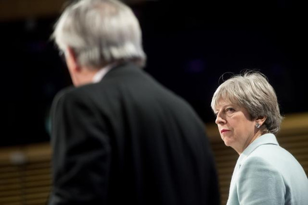 Theresa May (ici à Bruxelles en 2017) devrait, si sa motion est approuvée, retourner rencontrer les dirigeants européens pour tenter de la faire accepter. (Photo: Commission européenne / services audiovisuels / archives)