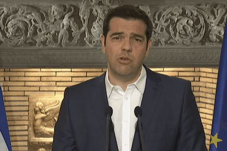 Aléxis Tsípras annonçant, vendredi soir, la tenue d'un référendum pour choisir ou refuser le plan d'aide européen pour son pays. (Photo: DR)