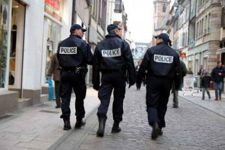 Une patrouille de police d’un commissariat de proximité est rapidement intervenue sur les lieux de l’attaque. (Photo: Licence C.C.)