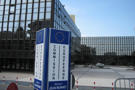 En raison de problèmes d'amiante, le bâtiment Jean Monnet I sera démoli. Les fonctionnaires prendront place au Jean Monnet II à l'horizon 2020. (Photo: Licence CC)