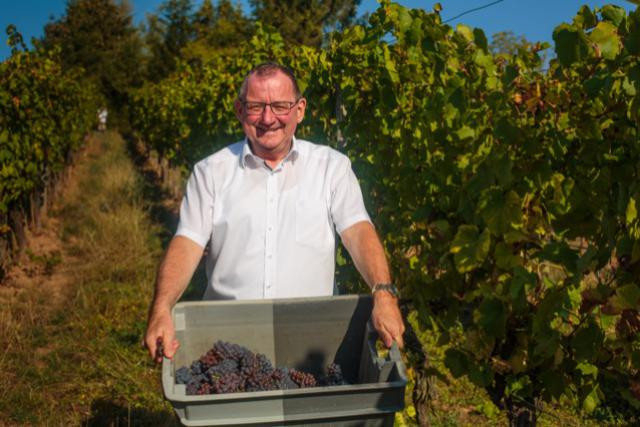 Fernand Etgen, ministre de l’Agriculture, se réjouit, avec les vignerons, d’une année 2018 exceptionnelle. (Photo: Matic Zorman)