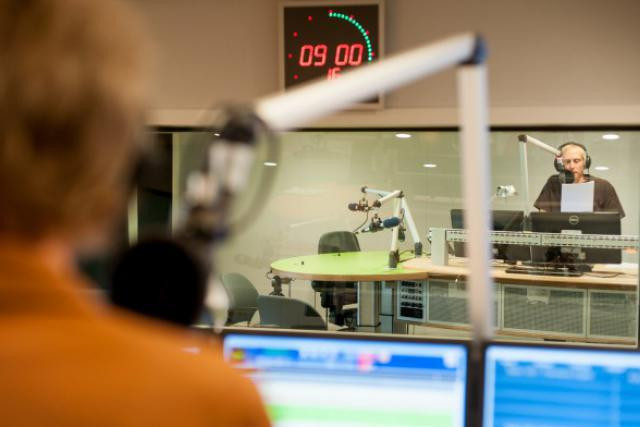 À partir de 2019, la radio socioculturelle devrait voir sa dotation annuelle augmenter et dépasser les six millions d'euros annuels prévus pour 2018. (Photo: Radio 100,7)