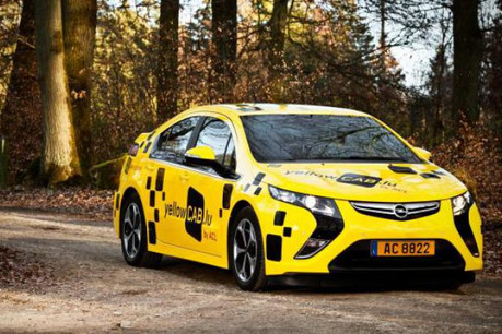 L’ACL lance ses YellowCabs sur le terrain de la mobilité. (photo: ACL)