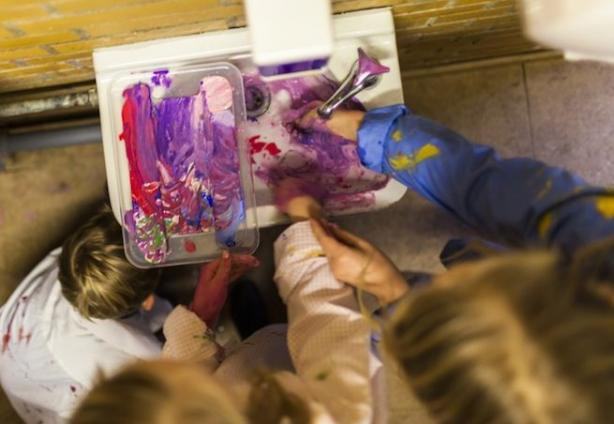Inside one of Sonja Soyer’s art classes in Weimershof
Gaël Lesure