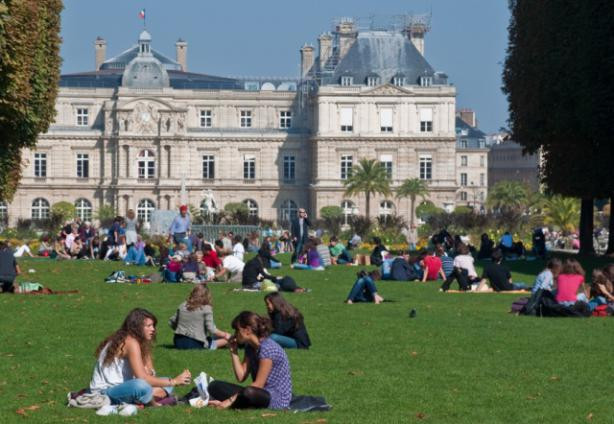 luxembourg-gardens-in-paris.jpg