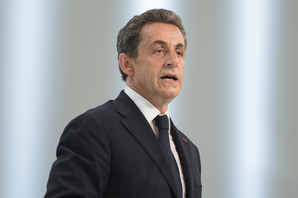 Une rémunération de 3,3 millions d’euros touchée par Nicolas Sarkozy, via un fonds d’investissement luxembourgeois dans le cadre d’une mission de conseil dans une opération financière, interroge plusieurs médias européens.   (Photo: Shutterstock)