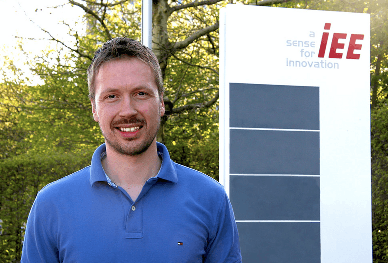 PhD de physique en poche, Christian Pauly est revenu travailler au Luxembourg chez IEE. La recherche au service de l’industrie, pour «avoir un impact sur la société». (Photo: IEE)