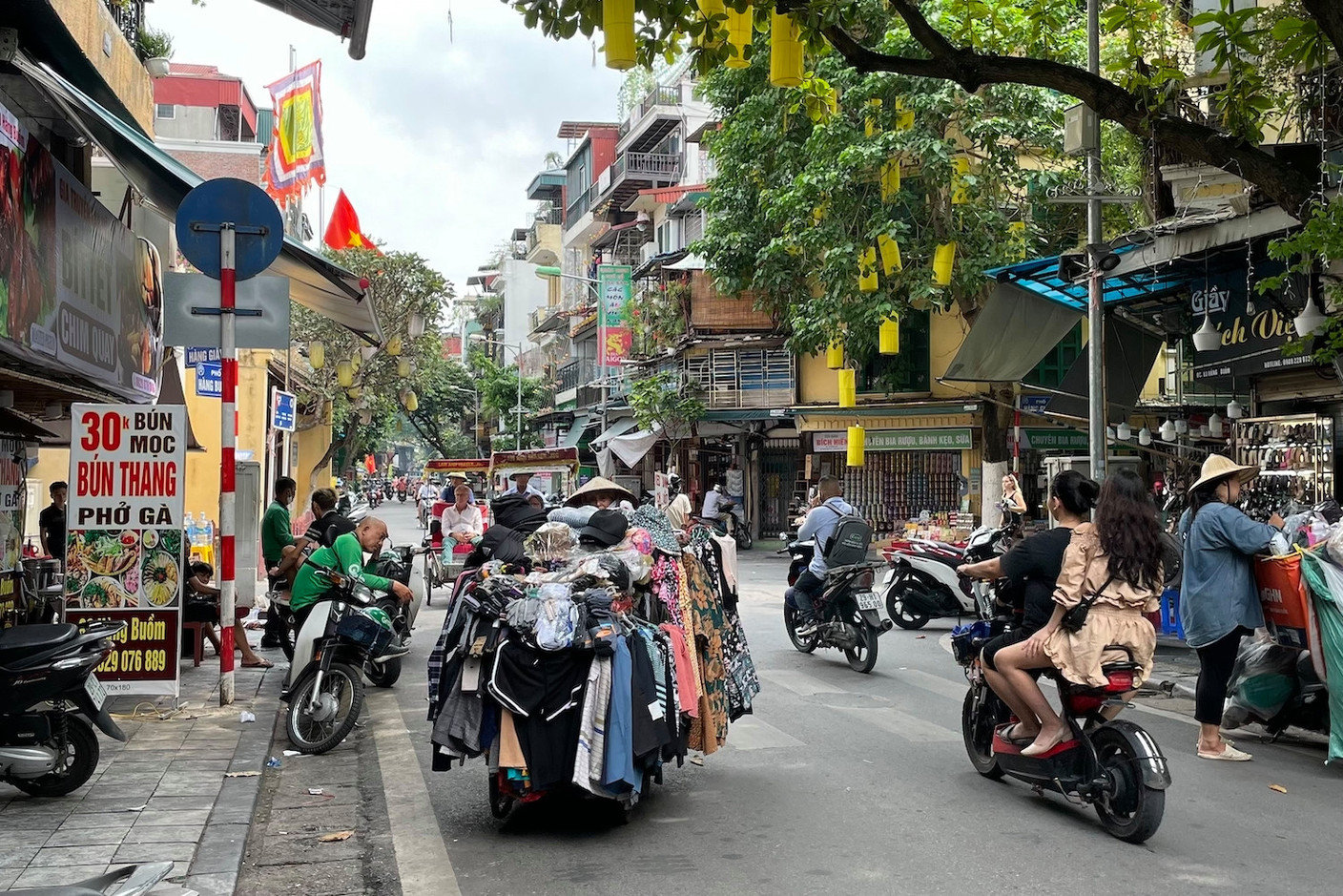 Hanoi’s old quarter in Vietnam, a busy maze of streets, hawkers and scooters. Photos: Cordula Schnuer