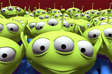 Y a-t-il quelque part dans l’univers des aliens qui auraient envoyé des composants organiques sur Terre pour s’en débarrasser? Comment les retrouver? Et comment les aborder? Des questions que la Nasa prend très au sérieux. (Photo: Toy Story/Pixar)