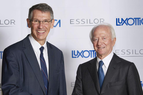 Hubert Sagnières et Leonardo Del Vecchio ont tous les deux décidé de se retirer de leurs fonctions exécutives. Un nouveau tandem est en place jusqu’à l’assemblée générale de 2021. (Photo: Essilor)