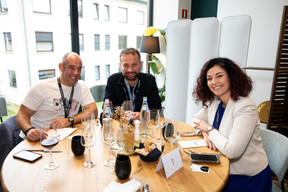 Fabrice Verniani (Digidoc Lux), Martin Lukasz Tecza (MLT Architecture & Urban Design) et Lorrene Assuncao (NTT Data). (Photos: Eva Krins/Maison Moderne)