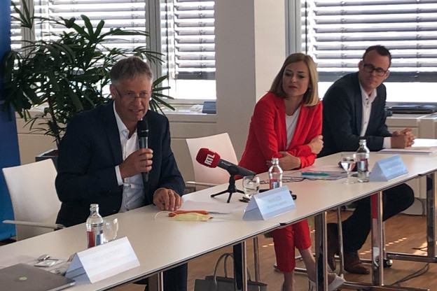 Henri Kox et Taina Bofferding sont convaincus que le Pacte 2.0 stimulera la construction de logements abordables. (Photo: Paperjam)