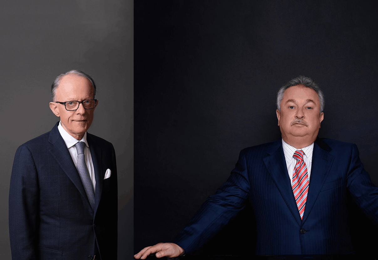 M. Pierre Rossy de Schroeder Joailliers et M. Danny Mukhi d’Istana U.A.E  Crédit Photo :  Schroeder Joailliers & Istana U.A.E.