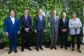 Une inauguration en grande pompe en présence de Serge Allegrezza, Franz Fayot, le Grand-Duc Henri, Fernand Etgen et Lydie Polfer. (Photo: Guy Wolff/Maison Moderne)