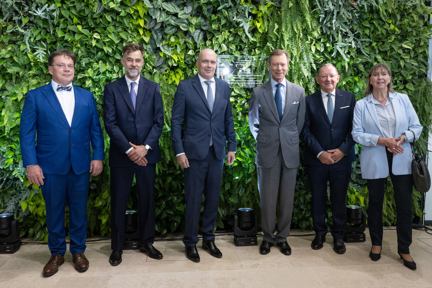 Une inauguration en grande pompe en présence de Serge Allegrezza, Franz Fayot, le Grand-Duc Henri, Fernand Etgen et Lydie Polfer. (Photo: Guy Wolff/Maison Moderne)