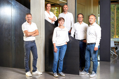 De gauche à droite: Tom Beiler, Françoise Kuth, Yvonne Kunath, Mathias Fritsch, Alexandre Urosevic et Stéphane François. (Photo: Andrés Lejona)