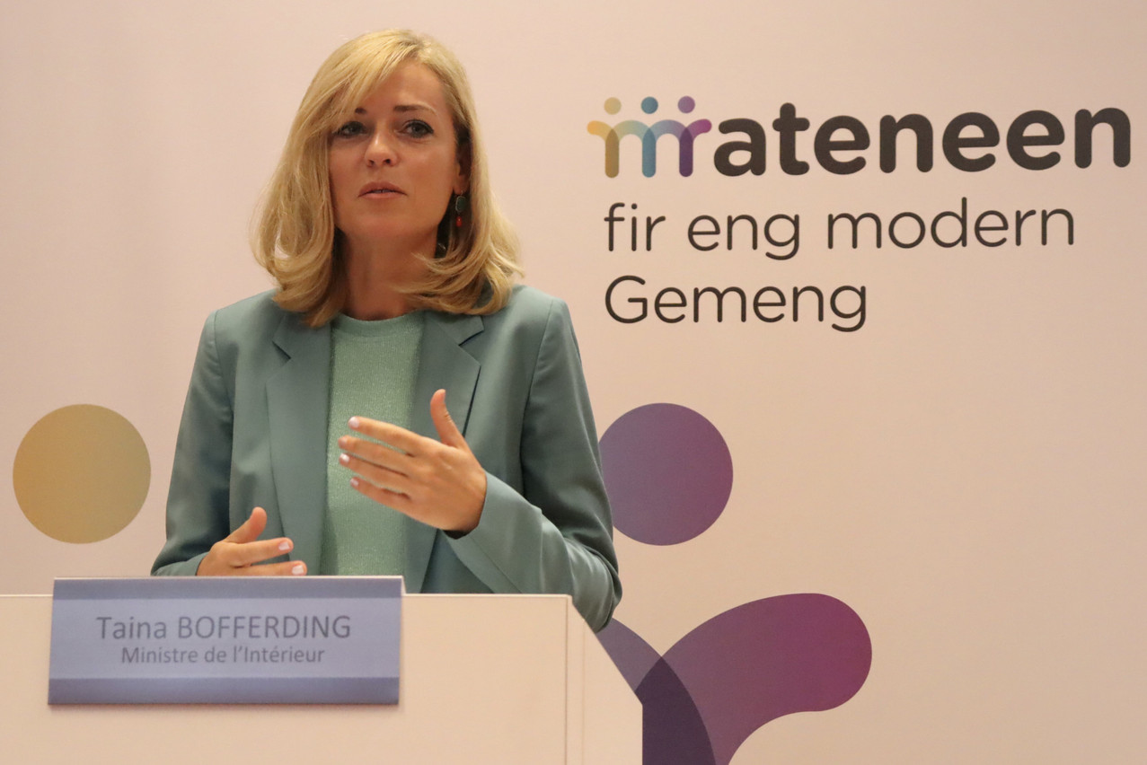 Taina Bofferding veut que «les citoyens et citoyennes, auteurs de l’intérêt général, aient leur mot à dire et modélisent, avec les communes, l’avenir» (Photo: MINT)
