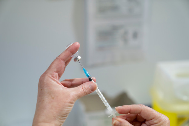 422.453 personnes présentent un schéma vaccinal complet au Luxembourg, ce qui correspond à un taux de vaccination de 76,4% par rapport à la population vaccinable. (Photo: Anthony Dehez)