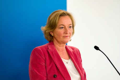 Le traçage des contacts peut s’avérer complexe. «Quand les personnes ne savent pas qui était là, alors cela devient difficile et dangereux», explique la ministre de la Santé, Paulette Lenert. (Photo: SIP/Emmanuel Claude)