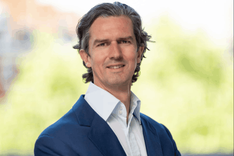 Quand Novalpina Capital Group prend le contrôle de la société israélienne NSO Group, les parts de Stephen Peel sont au nom de son épouse, alors visée par une tempête médiatique. Aujourd’hui, il est en conflit avec ses deux associés. (Photo: Novalpina Capital Group)
