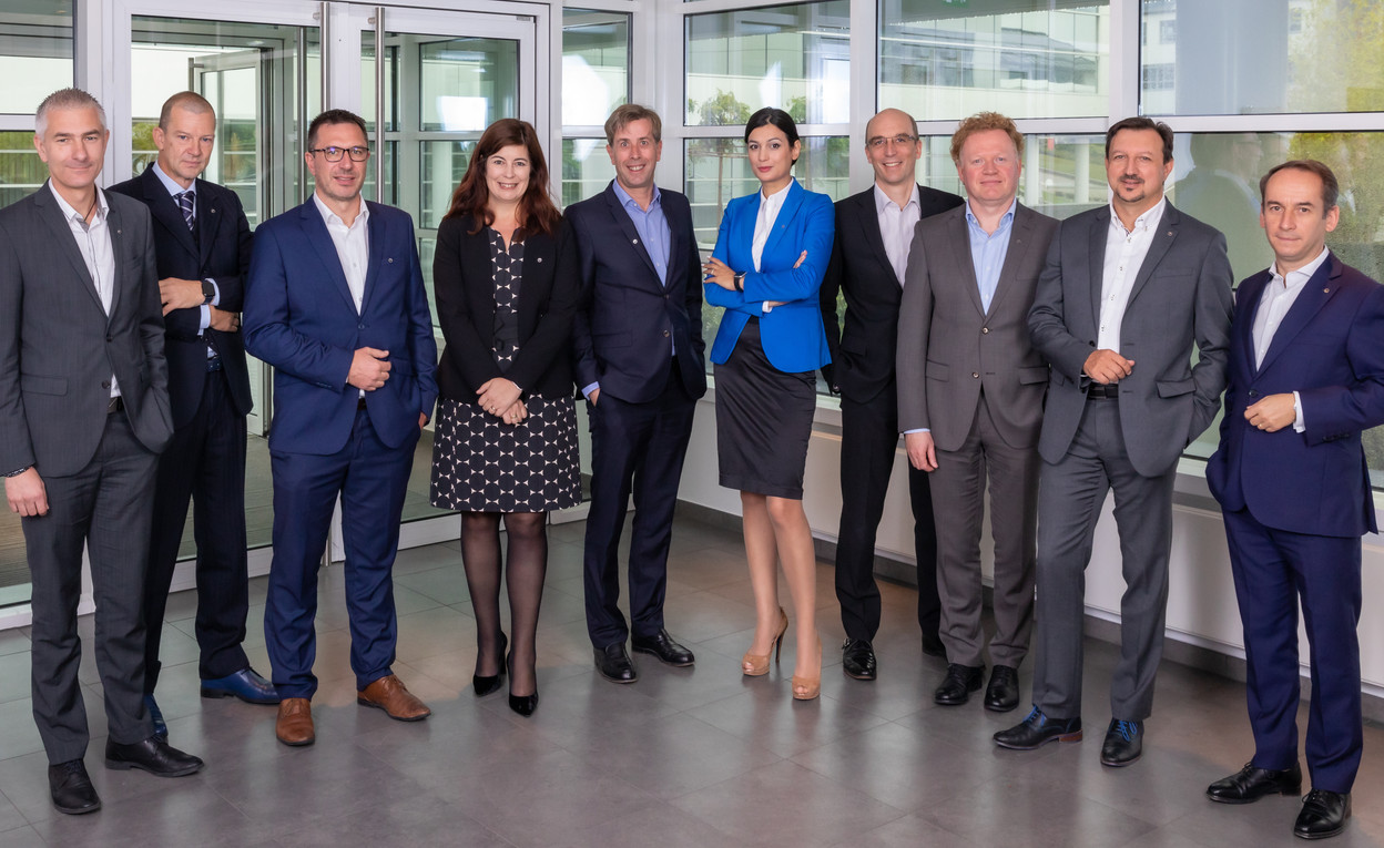 NTT Luxembourg Executive Committee Photo : NTT