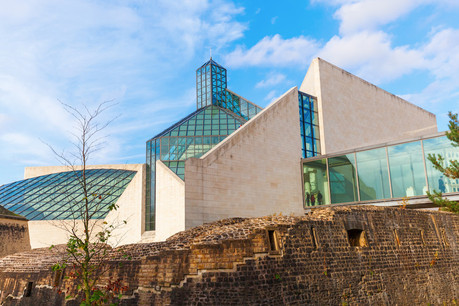 Le Mudam fait partie des sept musées du groupement d’stater muséeën qui organisent conjointement depuis 2001 la Nuit des musées, dont la 20e édition ne pourra pas avoir lieu. (Photo : Shutterstock)