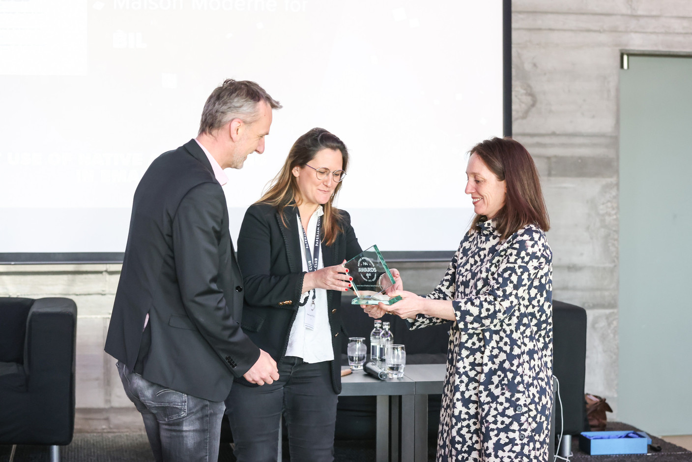 Michaël Mertens (BIL), Anne-Laure Pichon (BIL) et Emmanuelle Thivollard (Maison Moderne) Eva Krins (Maison Moderne)