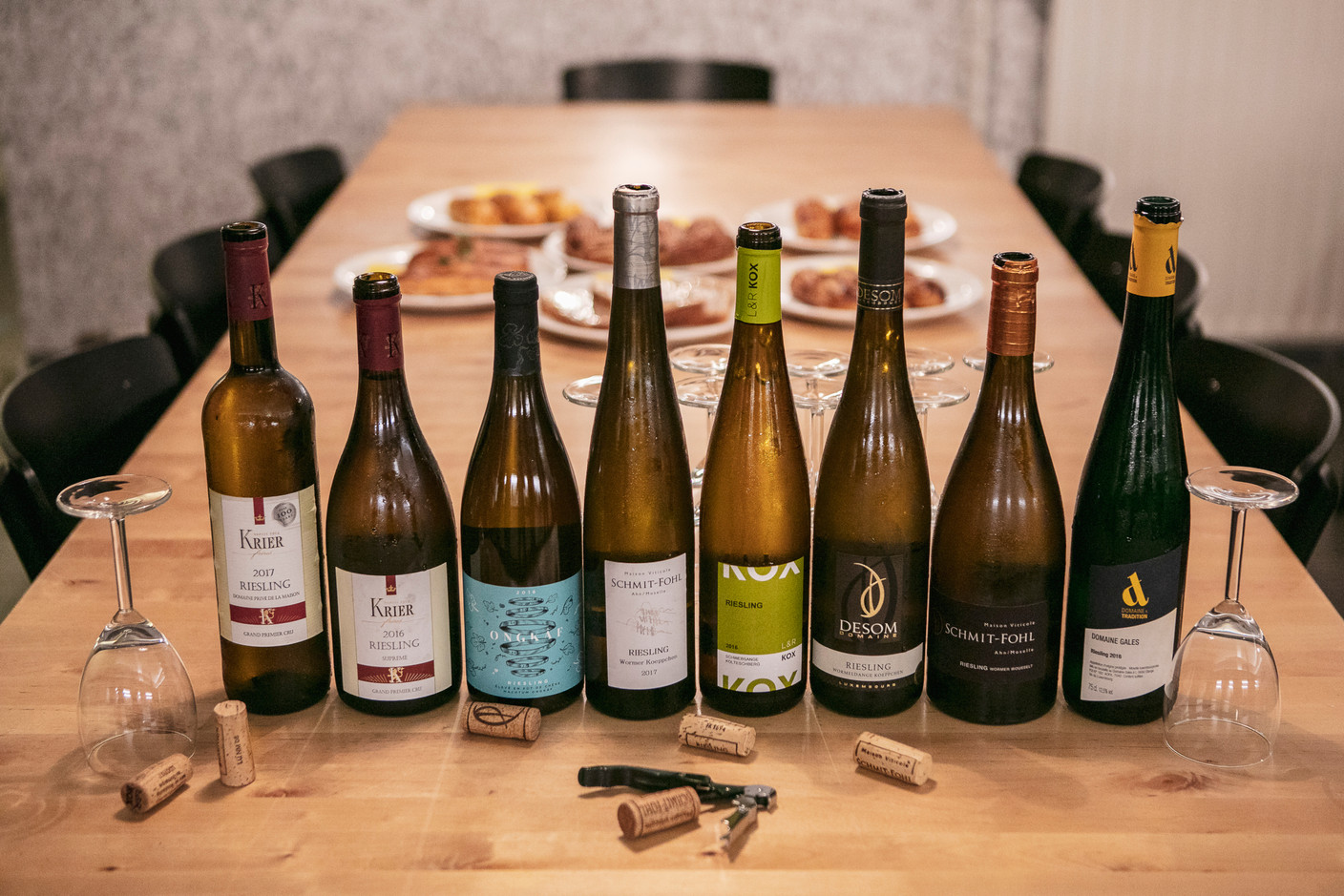 Un choix de cuvées varié et de grande qualité pour cette dégustation 100% riesling. (Photo: Jan Hanrion et Patricia Pitsch / Maison Moderne)