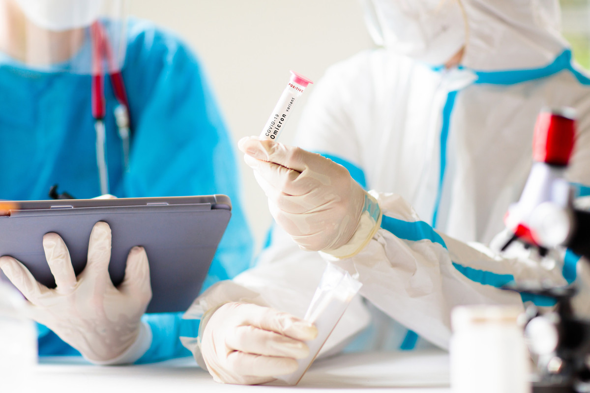 Omicron variant makes up nearly all infections
