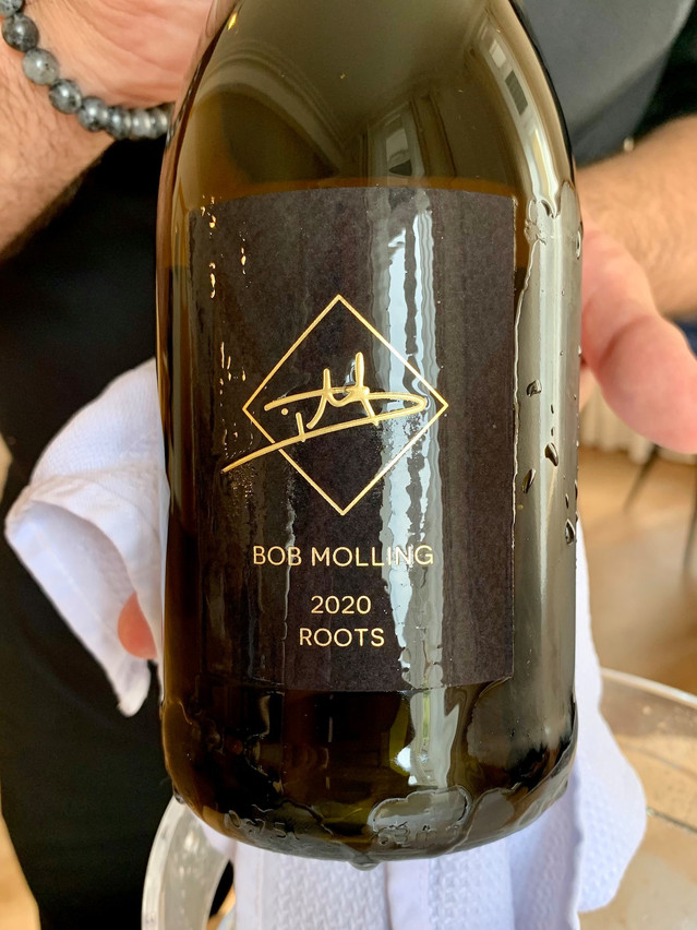 La cuvée Roots 2020 de Bob Molling, conseillée judicieusement par l’équipe du restaurant Osé.  Maison Moderne