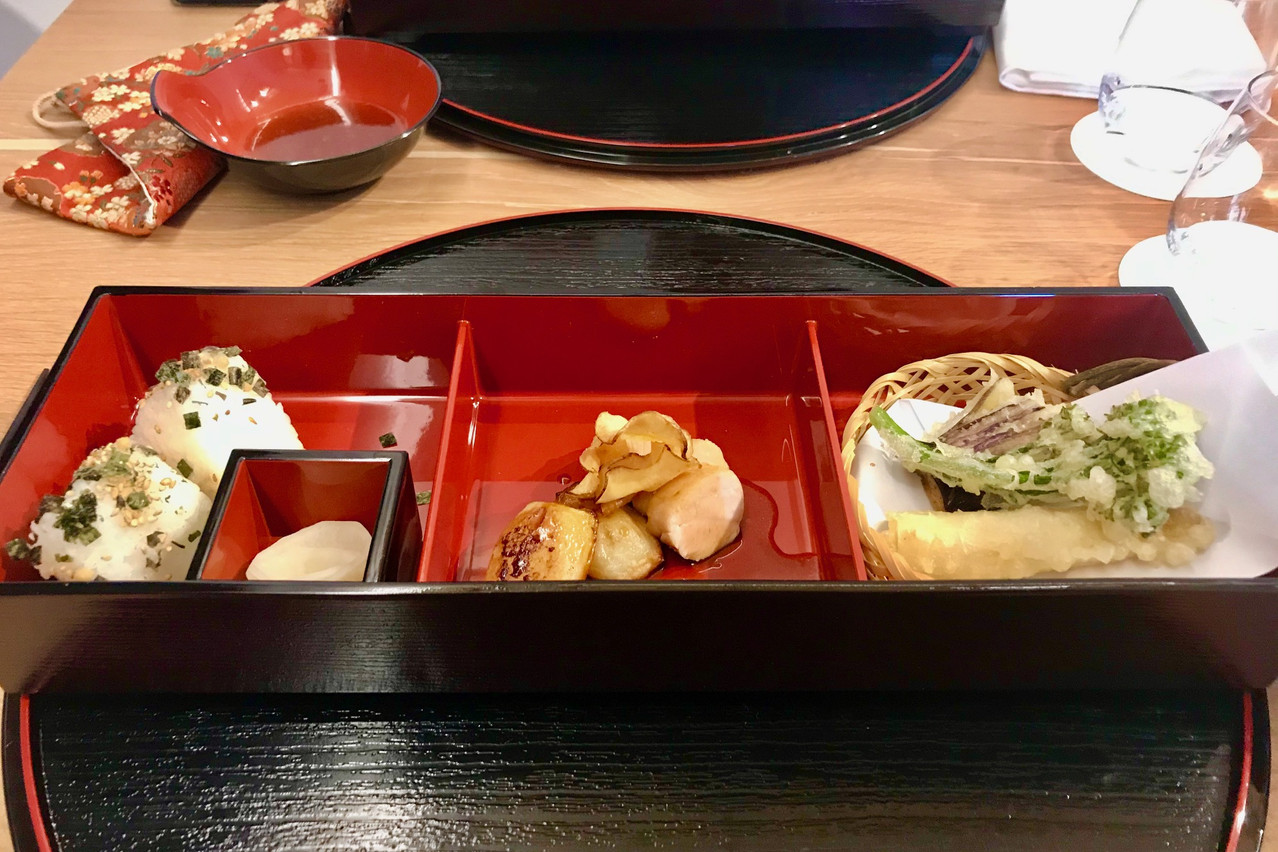 Second service bento, chaud cette fois. Maison Moderne