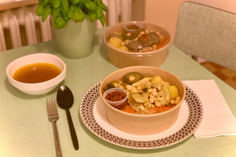 Emballage en carton, sauce et harissa servies à part, et surtout, un vrai bon couscous: la formule «Couscous Love» en livraison du nouveau restaurant Dune a de nombreux atouts, tant gourmands que responsables. (Photo: Maison Moderne)