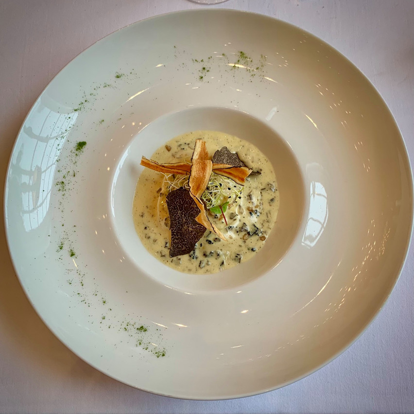 Raviole végétale et truffe noire, selon le chef du restaurant Le Sud à Luxembourg, Cyril Solbes. (Photo: Maison Moderne)