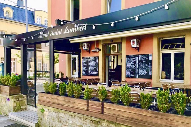 Un décor chaleureux et urbain, une terrasse couverte et une carte gourmande: le Mont St-Lambert ne manque pas d’atouts! (Photo: Mont St-Lambert)