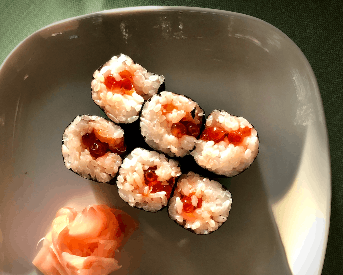 Makis ikura du chef Ozawa. Maison Moderne