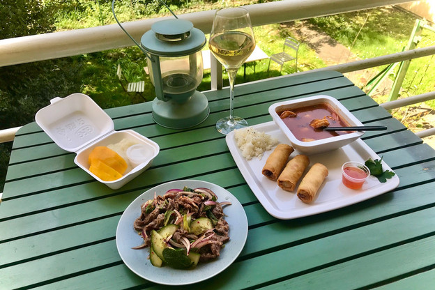 Laurence n’a jamais caché son penchant pour la cuisine thaïe, et elle le prouve une fois de plus grâce à un nouveau service de take-away... (Photo: Maison Moderne)