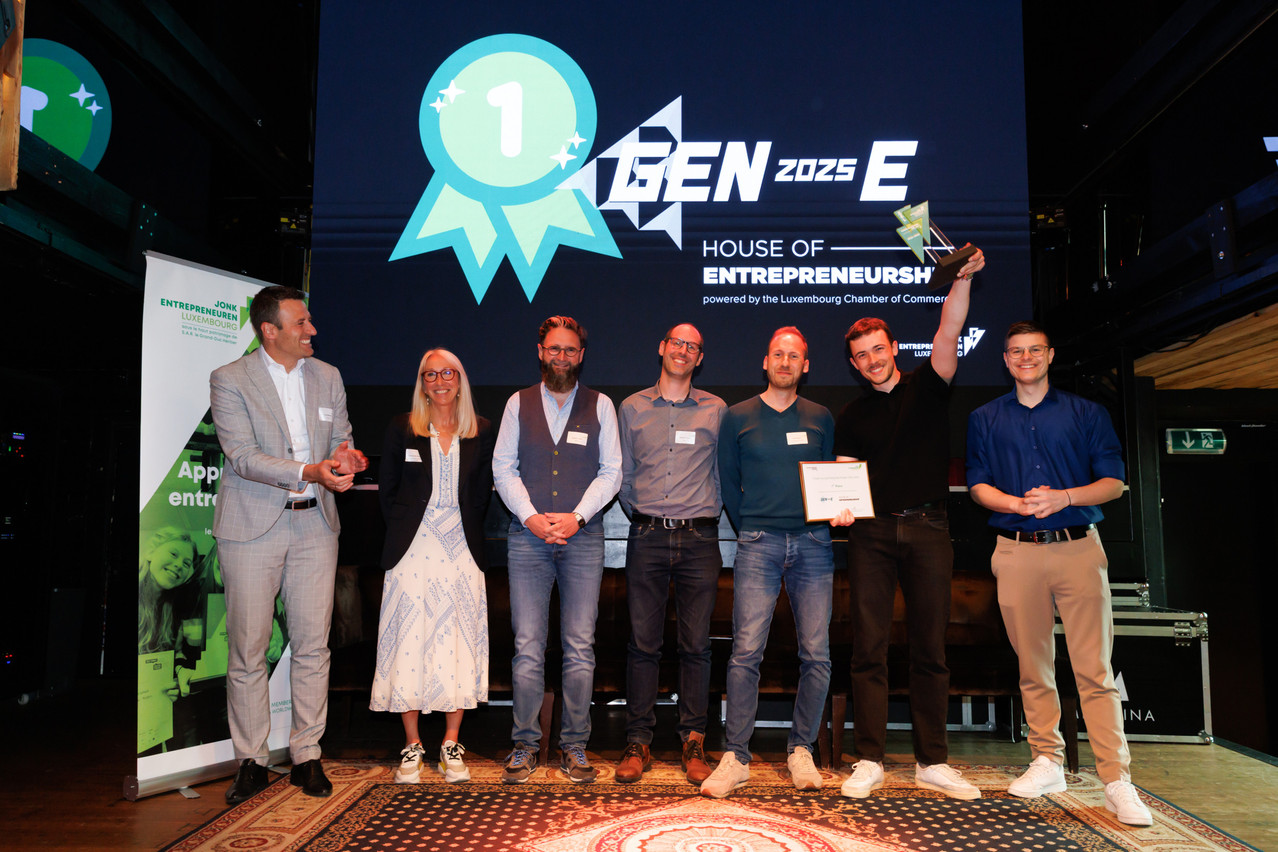 First prize was awarded to Pierre Felten for "Onsko", a platform dedicated to promoting local Luxembourg art, allowing amateur and professional artists to sell, rent or buy works online. Photo: Jonk Entrepreneuren Luxembourg