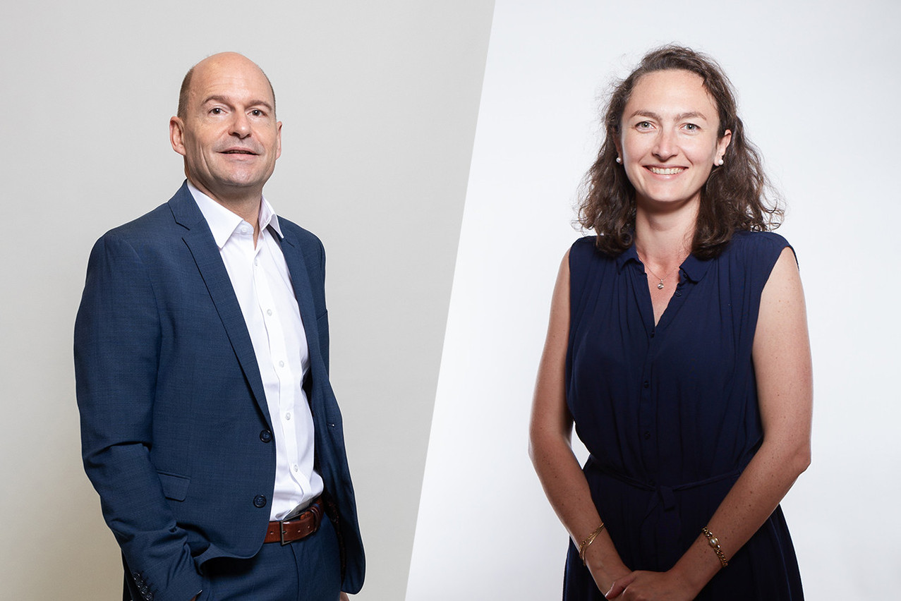 Fred Giuliani is head of information technology at Spuerkeess (left); Anne-Sophie Morvan is head of business & legal affairs at Luxhub (right). Photo: Simon Verjus/Maison Moderne (left); Luxhub (right). Montage: Maison Moderne.