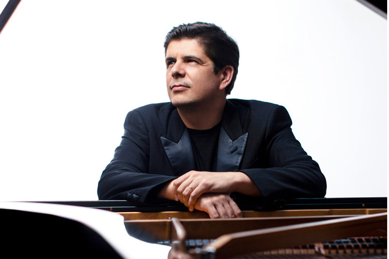 OPL/Perianes.   (Photo: Igor Studio)