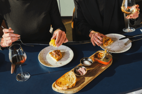  Whether for lunch or dinner, including at weekends, it’s the perfect place to get together with family or friends.  (Photo: Restaurant SixSeven)