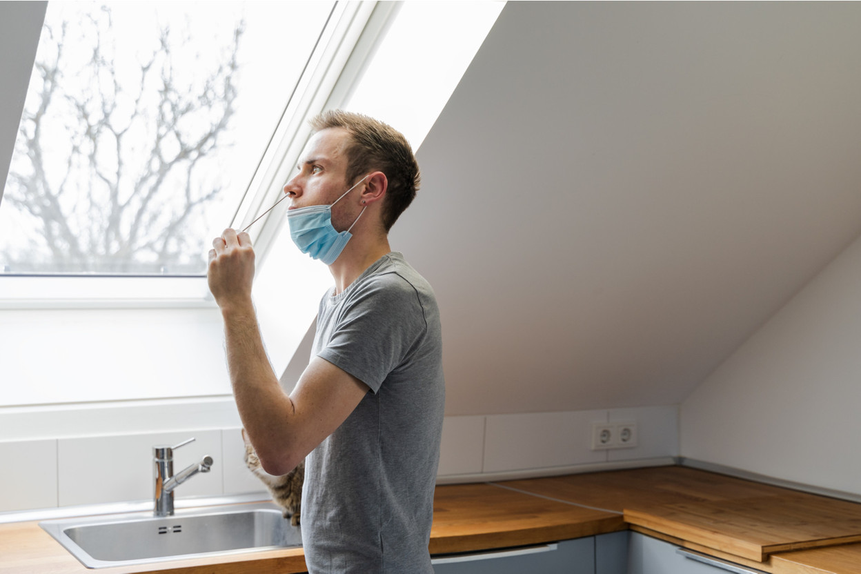 La Direction de la santé a publié une liste de 45 autotests recommandés, mais libre à chaque entreprise de se fournir où elle le souhaite. (Photo: Shutterstock)