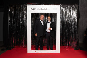 Guy Benzeno (Center Stage) à droite. (Photo: Guy Wolff/Maison Moderne)