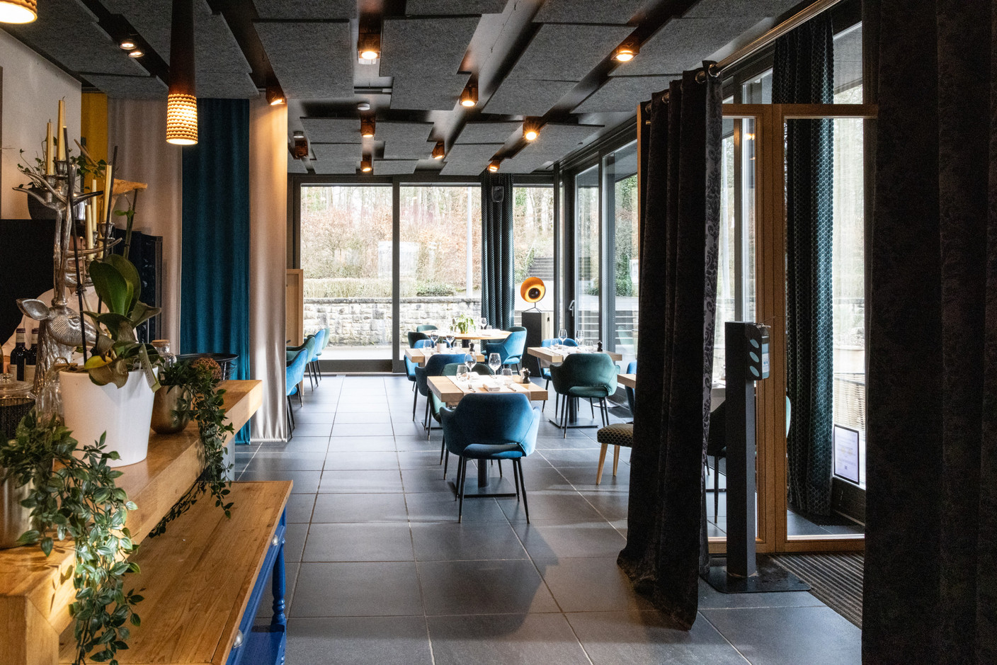 Tasty dishes in the heart of the forest.  (Photo: Marie Russillo/Maison Moderne)