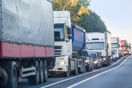 Après trois ans et demi de travaux et 5,5 millions d’euros d’investissement dans le premier parking intelligent, l’accès à la station Aral de Berchem devrait s’améliorer. (Photo: Shutterstock)