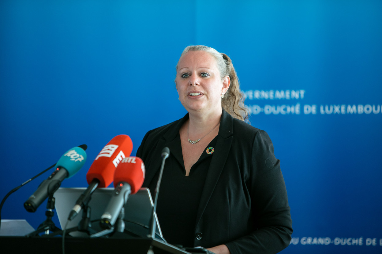 Former environment minister Carole Dieschbourg, speaking during a press conference in July last year  Photo: Romain Gamba / Maison Moderne