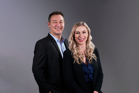 Sur la photo avec Antonio Falchi: Manuella Falchi (cofondatrice et directrice des ventes). (Photo: Studion Photography)