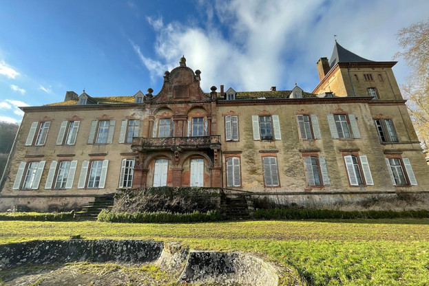 Le château et son domaine constituent un ensemble exceptionnel. Mais la demeure a besoin de travaux très importants. (Photo: Croix-Rouge luxembourgeoise)