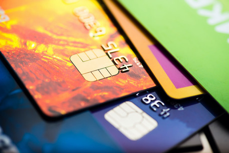 Selon la Banque centrale du Luxembourg, un peu plus de 4,2 millions de cartes bancaires sont en circulation depuis décembre dernier. (Photo: Shutterstock)