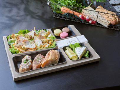 La populaire enseigne de boulangeries Paul se lance à présent sur le marché des plateaux-repas livrés directement sur le lieu de travail. (Photo: Boulangeries Paul)